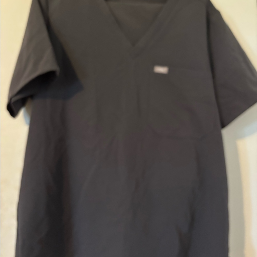 Figs Black Short Sleeve Tee Classic Crew Neck